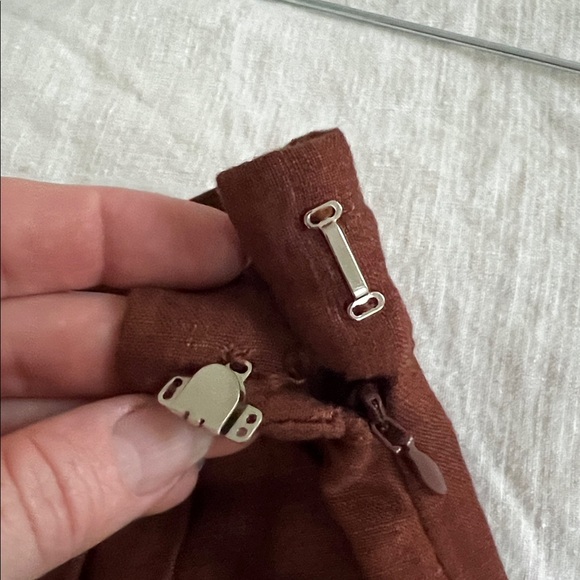 First Rite Wide Leg Linen Pants - Picture 7 of 7